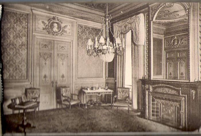 Château Dauderni 4 Salon