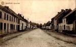 Rue grande vers 1920